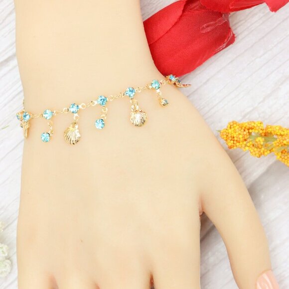 "Trendy Handmade Bracelet – A Thoughtful Gift for Girls & Women | UNVRC1296 - Picture 2 of 10